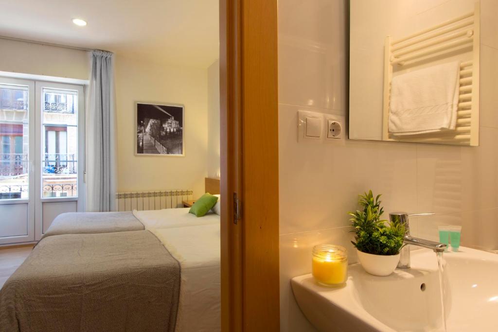 Hostal La Numantina - 7