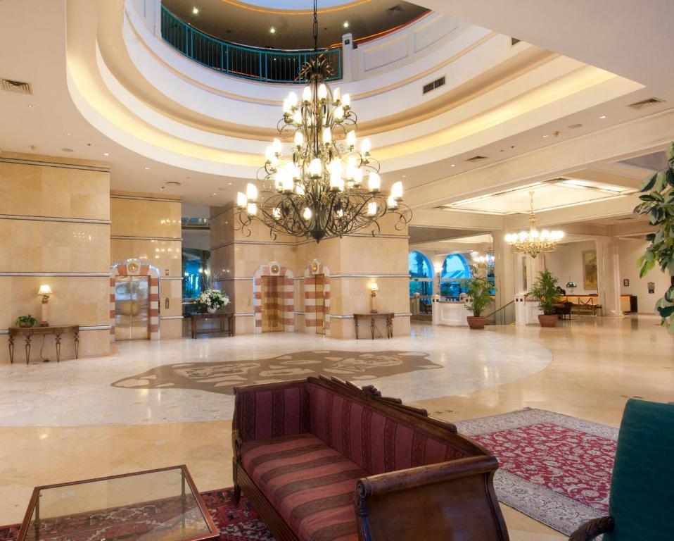 Posezení v ubytování Herods Palace Hotels & Spa Eilat a Premium collection by Fattal Hotels