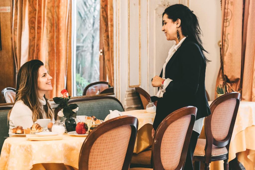 Domus Florentiae Hotel - Resim 12