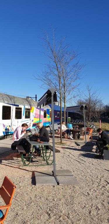 Fotografie z fotogalerie ubytování Train Lodge Amsterdam v destinaci Amsterdam