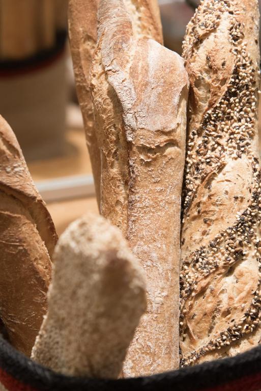 Hôtel Bassano - Resim 35