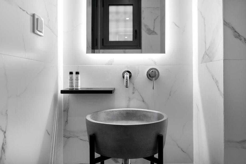 Downtown Boutique Apartments - 带阳台的公寓