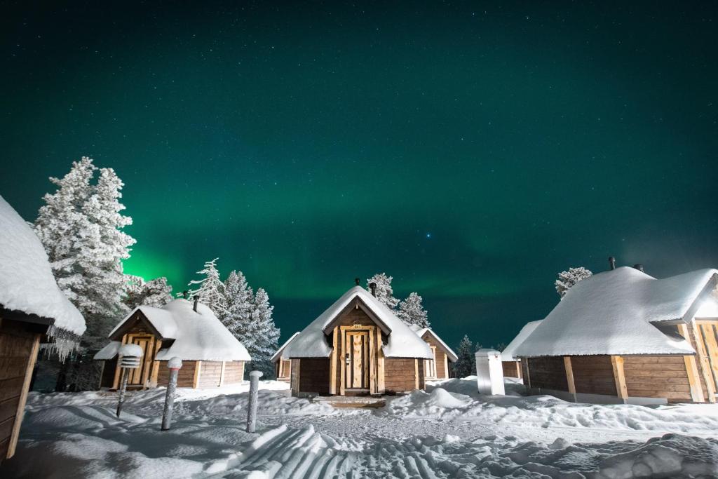 Wilderness Hotel Inari & Igloos v zimě