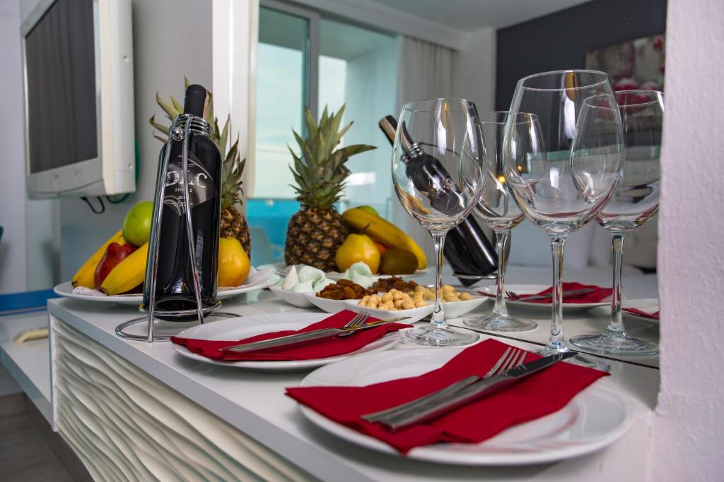 Nápoje v ubytování Le Bleu Hotel & Resort Kusadasi