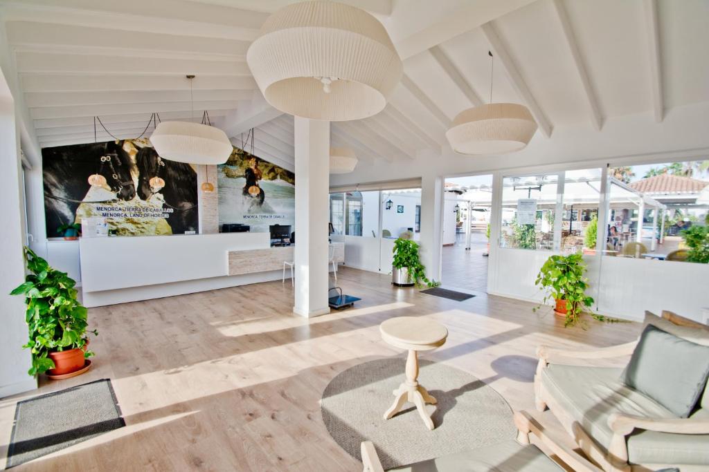 Siesta Mar Apartamentos, Cala en Porter – Bijgewerkte prijzen ...