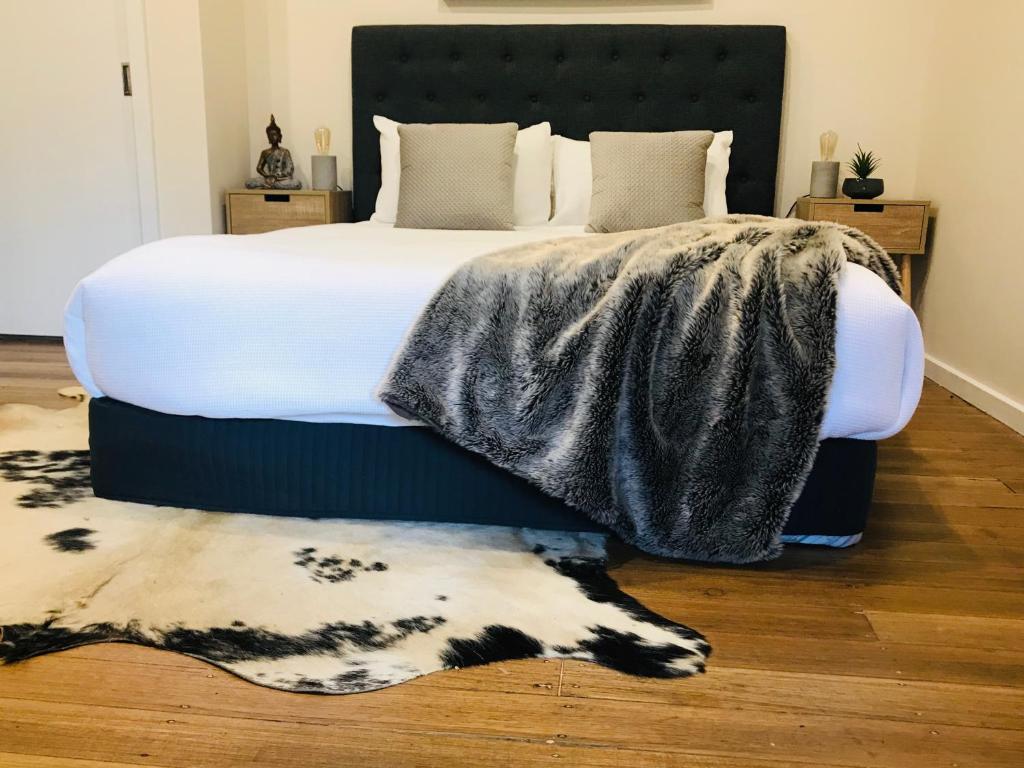 Eastern Hill Creswick - Reina Suite