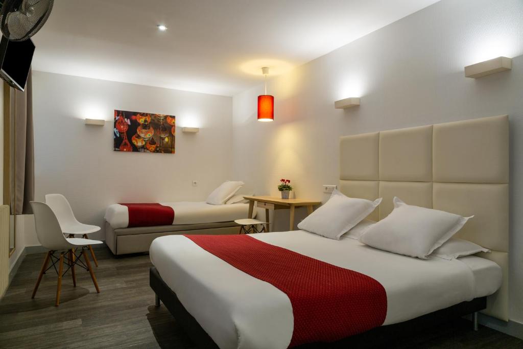 Легло или легла в стая в The Originals City, Hôtel Lecourbe, Paris Tour Eiffel (Inter-Hotel)
