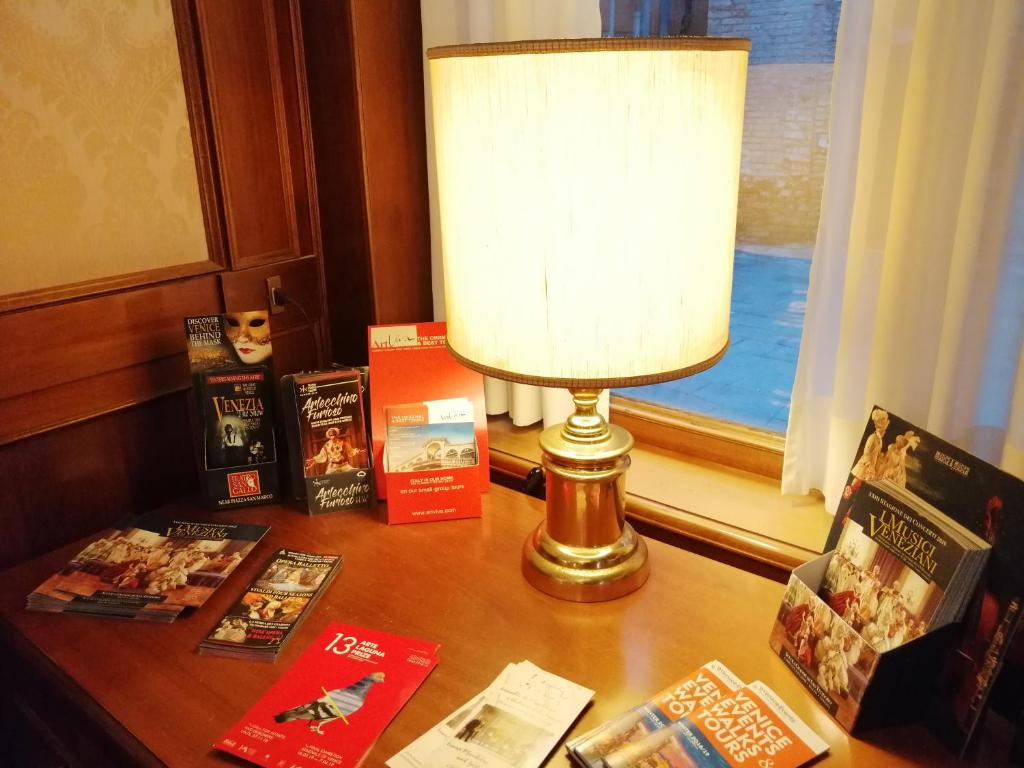 Fotografie z fotogalerie ubytování Hotel Falier v Benátkách