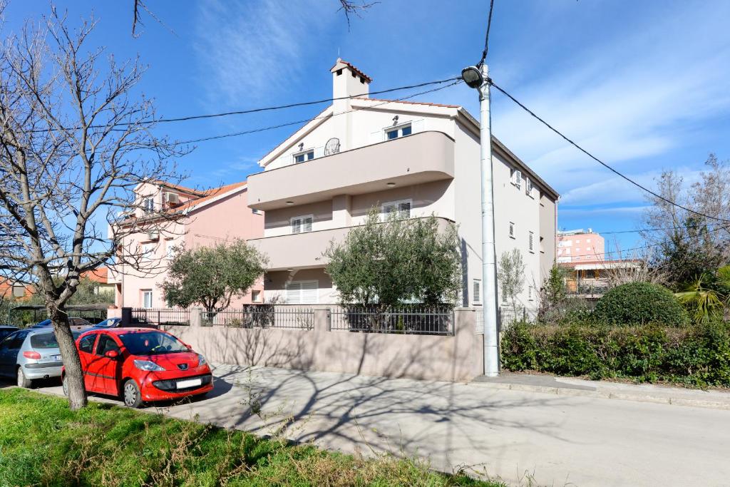 Budova, v ktorej sa apartmán nachádza