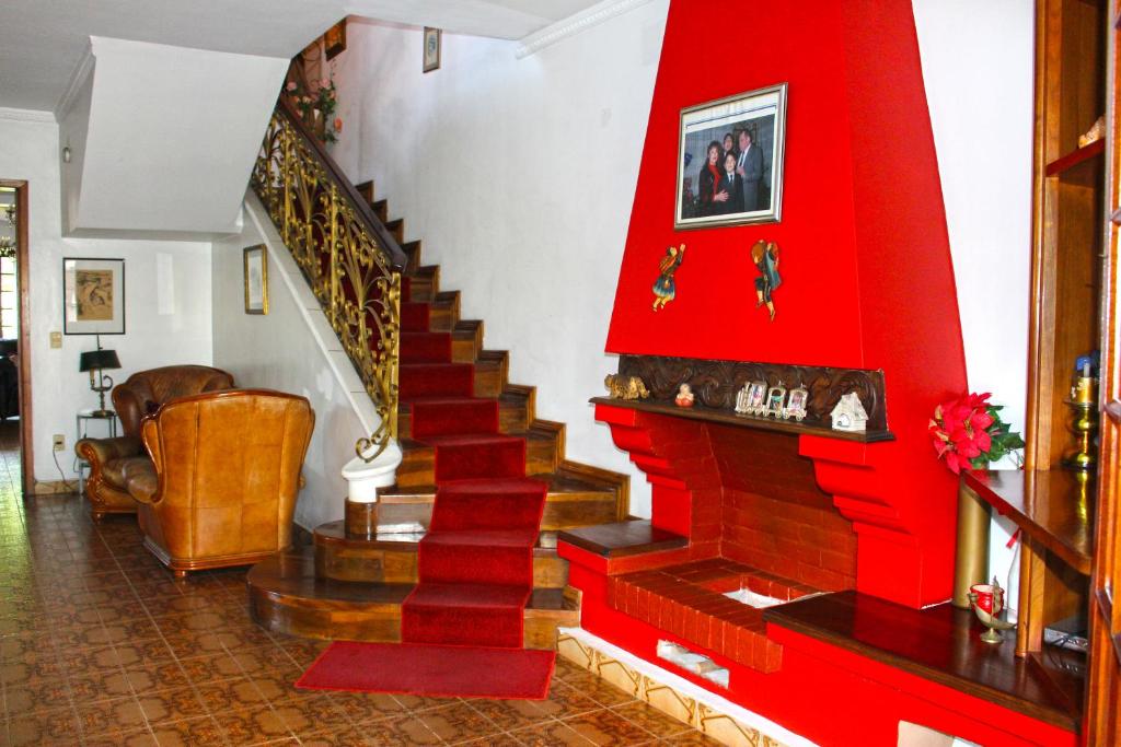 Χώρος καθιστικού στο Ross Char Hotel
