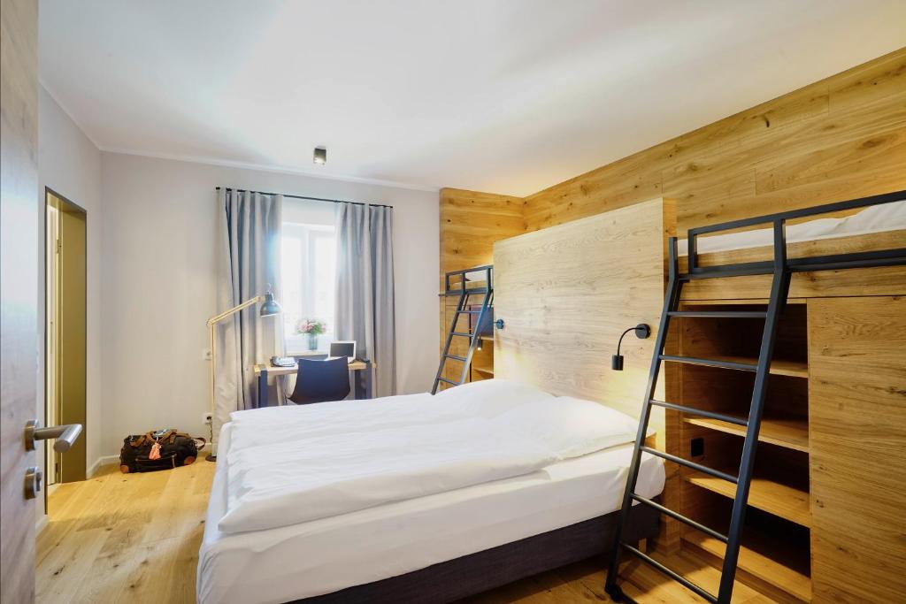 Gasthof Neuwirt Unterföhring - Habitación Cuádruple Estándar