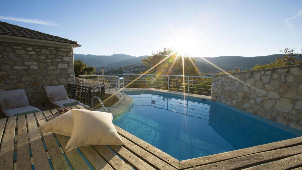 a swimming pool on top of a house at Architect House in Spanokhórion