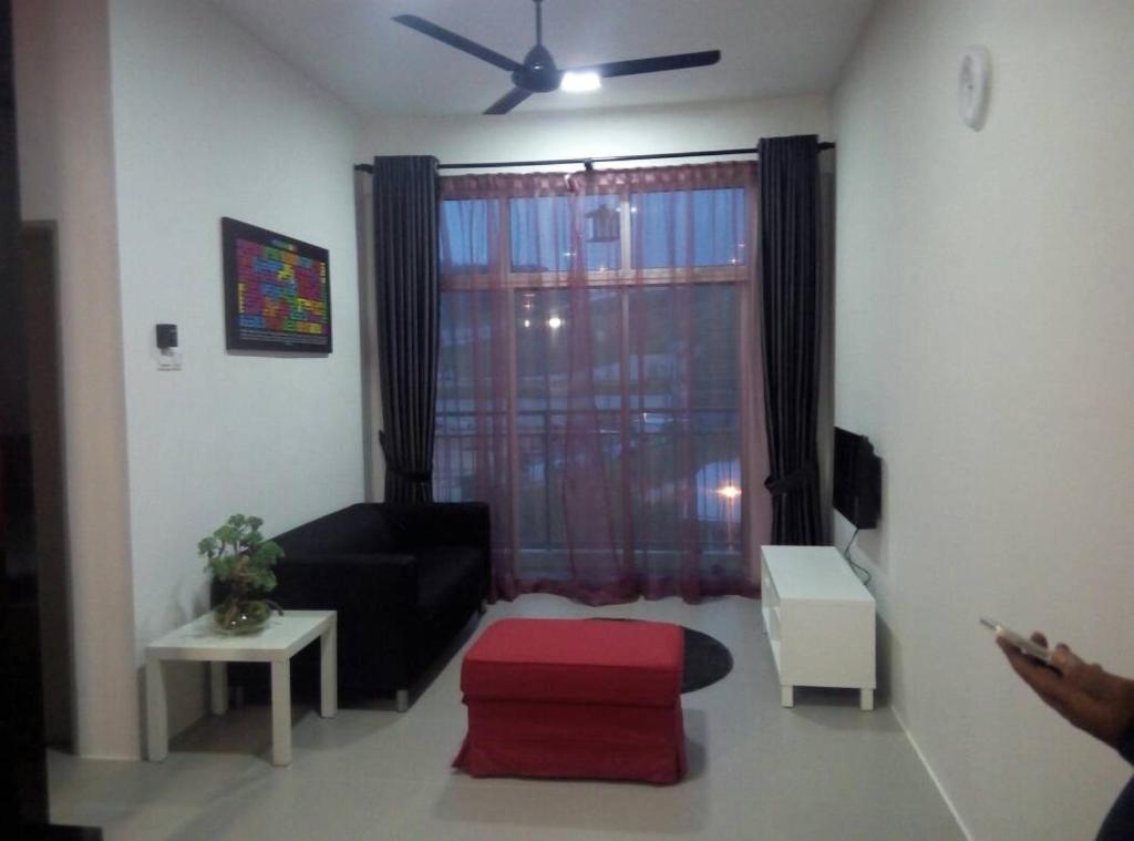 Χώρος καθιστικού στο MUSLIM 2 BED ROOM APARTMENT GOLDEN HILL