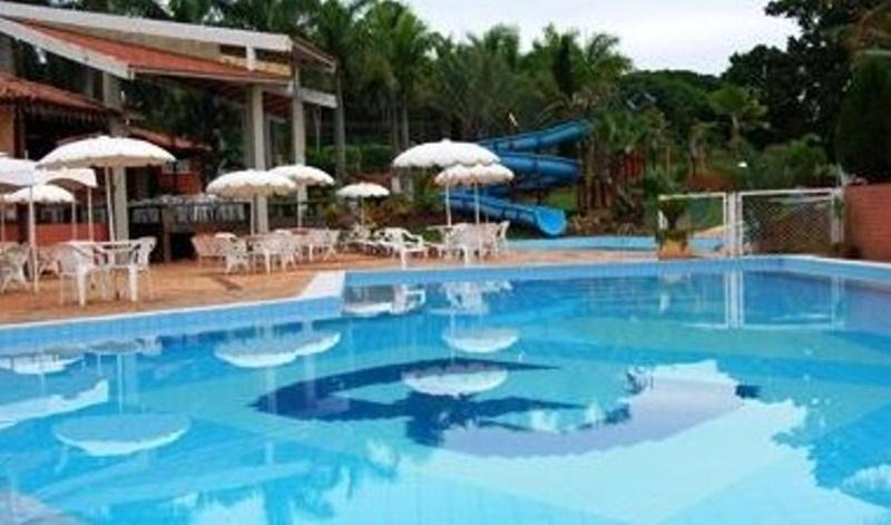  Estancia Park Hotel