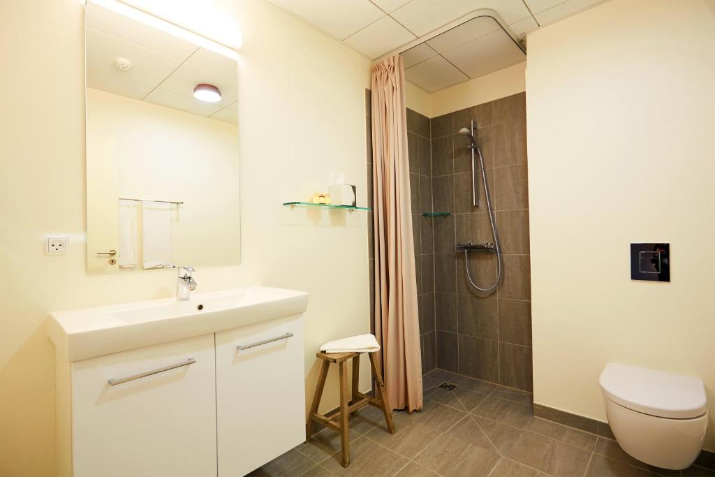 Koupelna v ubytování Hotel Vejlefjord