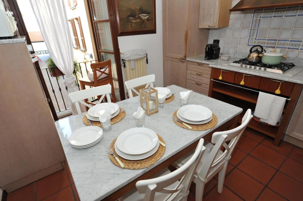Kuchnia lub aneks kuchenny w obiekcie Porta Medievale del Campo