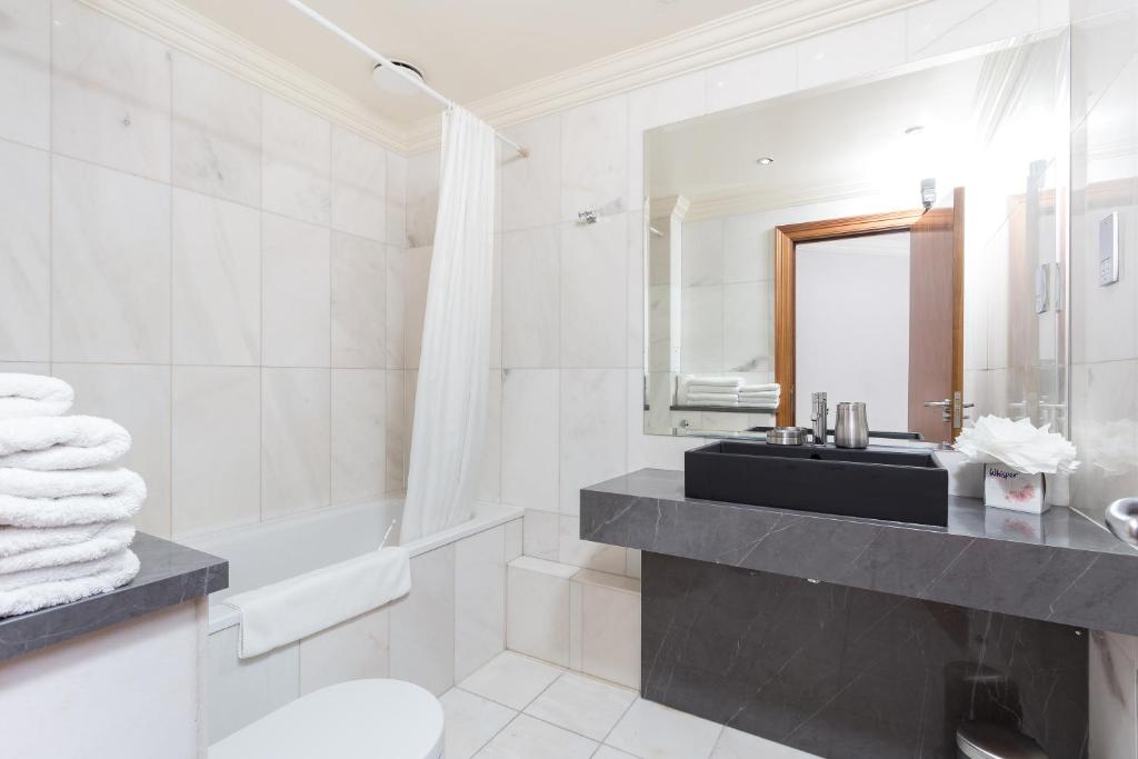 Sanctum Maida Vale - Deluxe Two-Bedroom Apartment