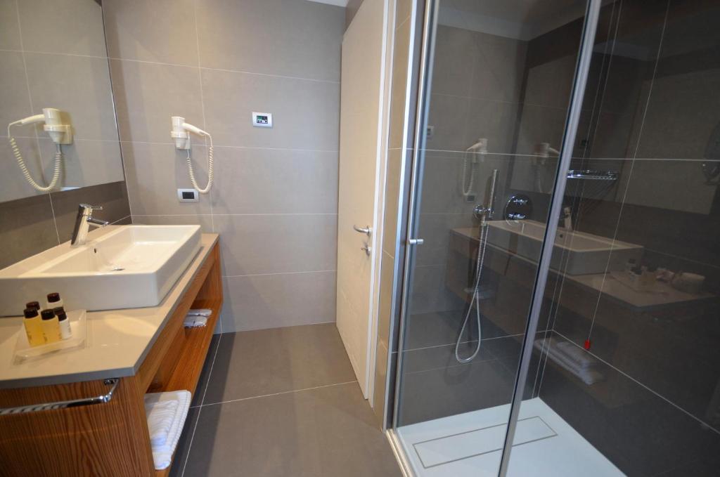 Koupelna v ubytování Hotel Paganella Andalo
