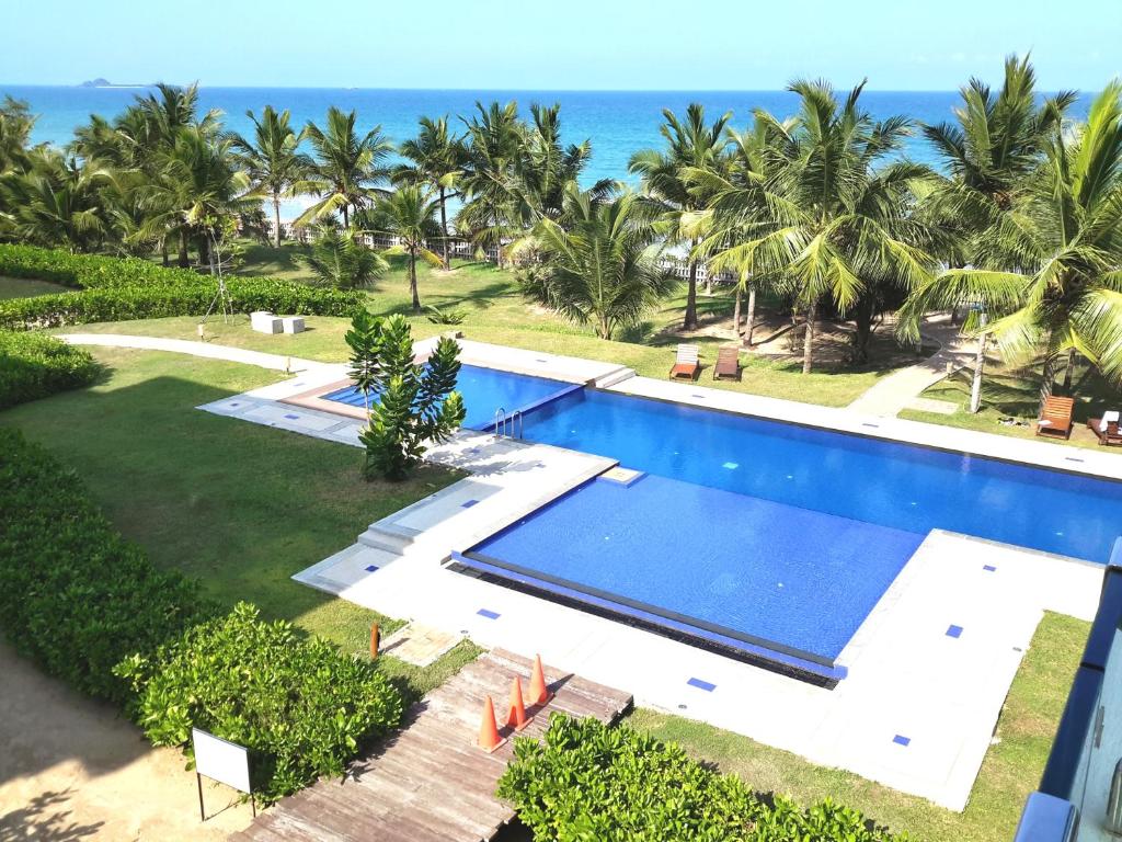 LLH 1G2 Nilaveli Ocean Front Condos - Housity