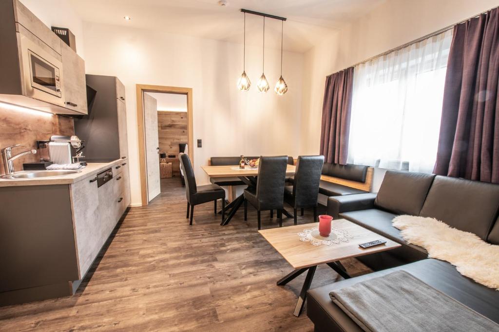 Kuchyň nebo kuchyňský kout v ubytování Apartklusiv Kaltenbach