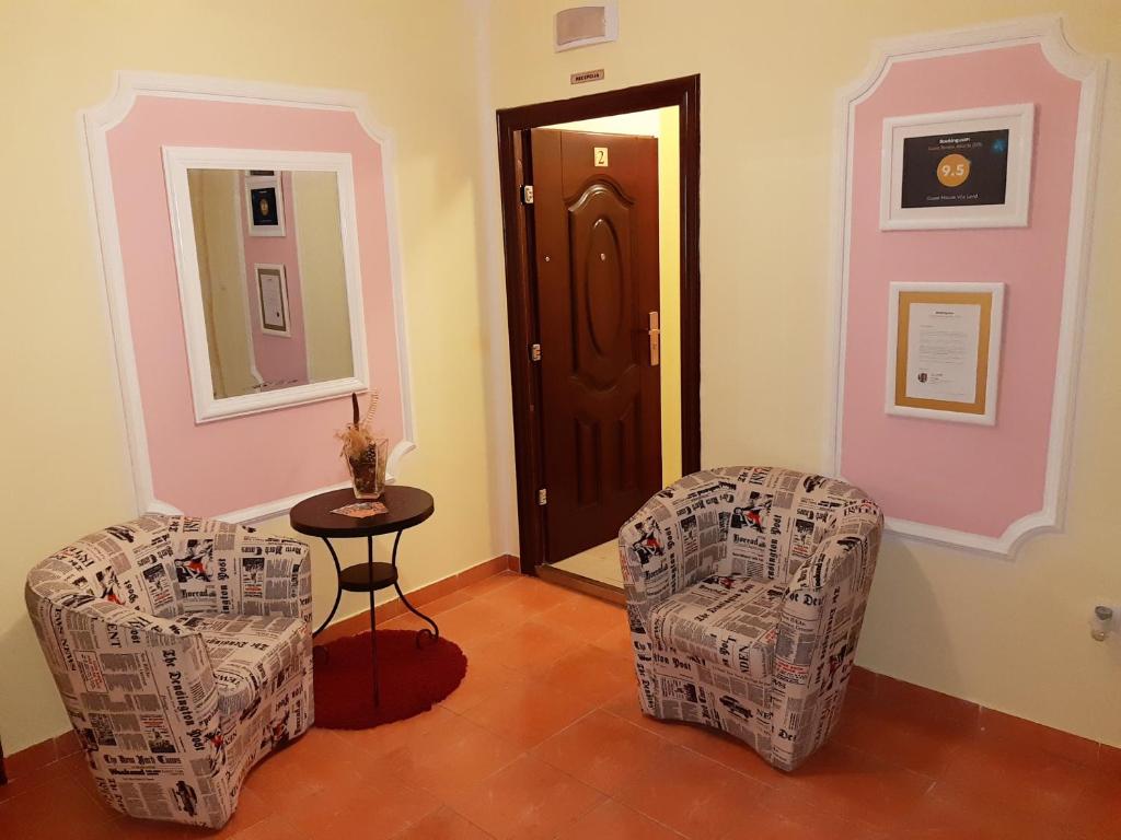 Posezení v ubytování Guest House Villa Lord
