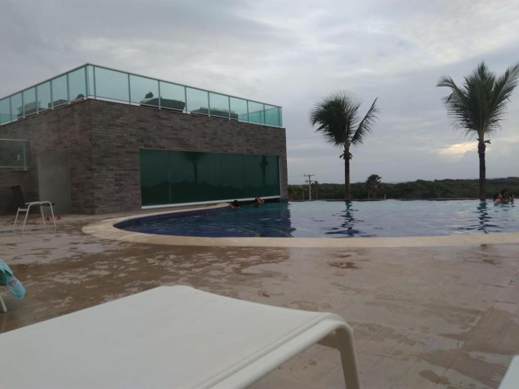 Bazén v ubytování Salinas Park Resort nebo v jeho okolí