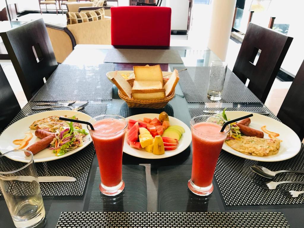 Jídlo v hotelu nebo okolí