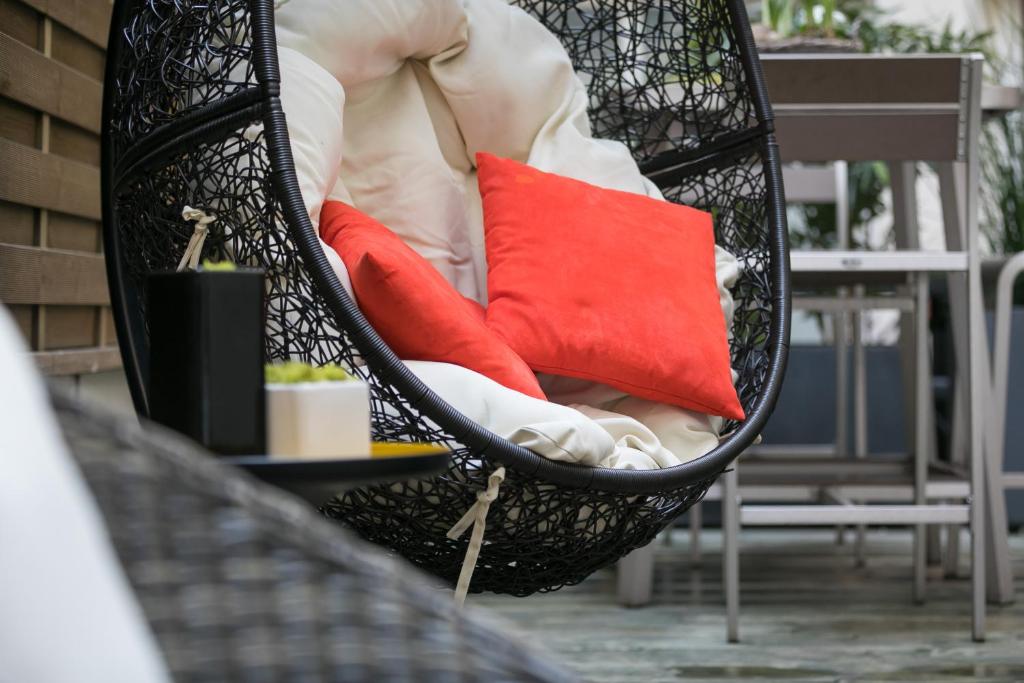 Hotel Magenta 38 by Happyculture - Resim 38