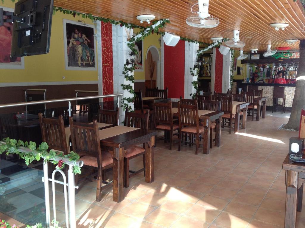 Restaurace v ubytování Baronessa Apart Hotel