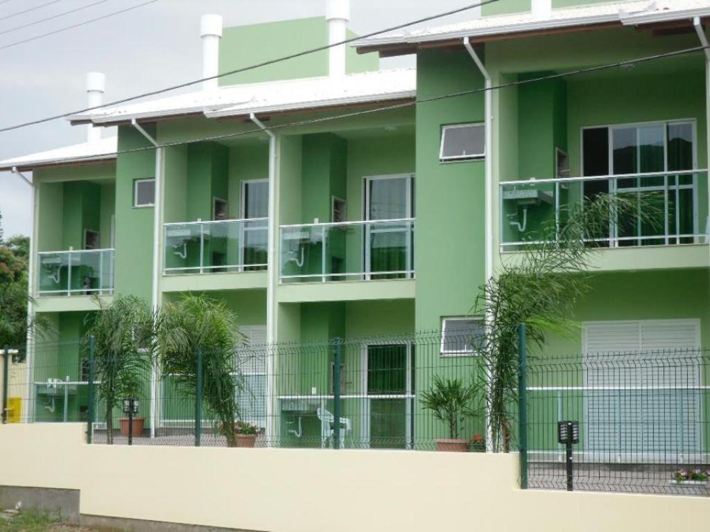  Paraíso do Santinho Apartamentos