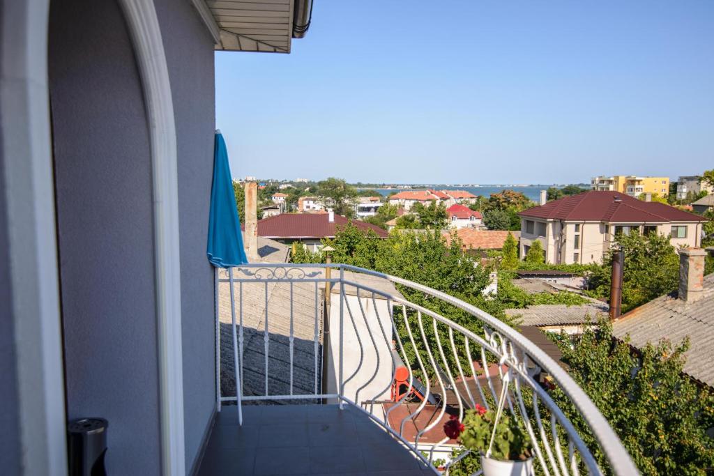Balkón nebo terasa v ubytování Vila Onasis