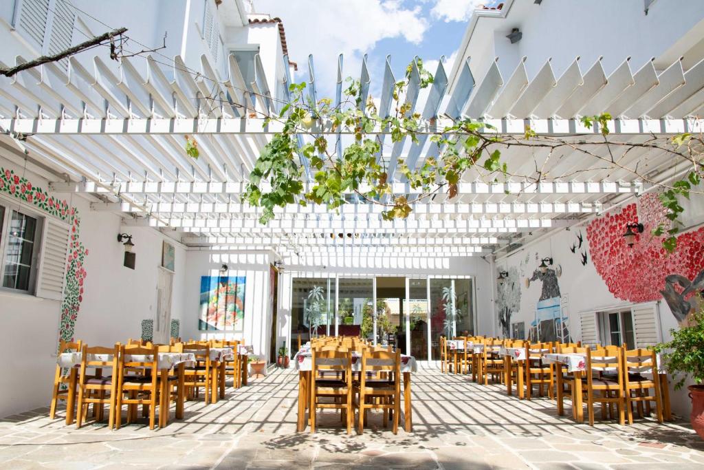 Hotel Melissa Gold Coast, Psakoudia, Greece - Booking.com