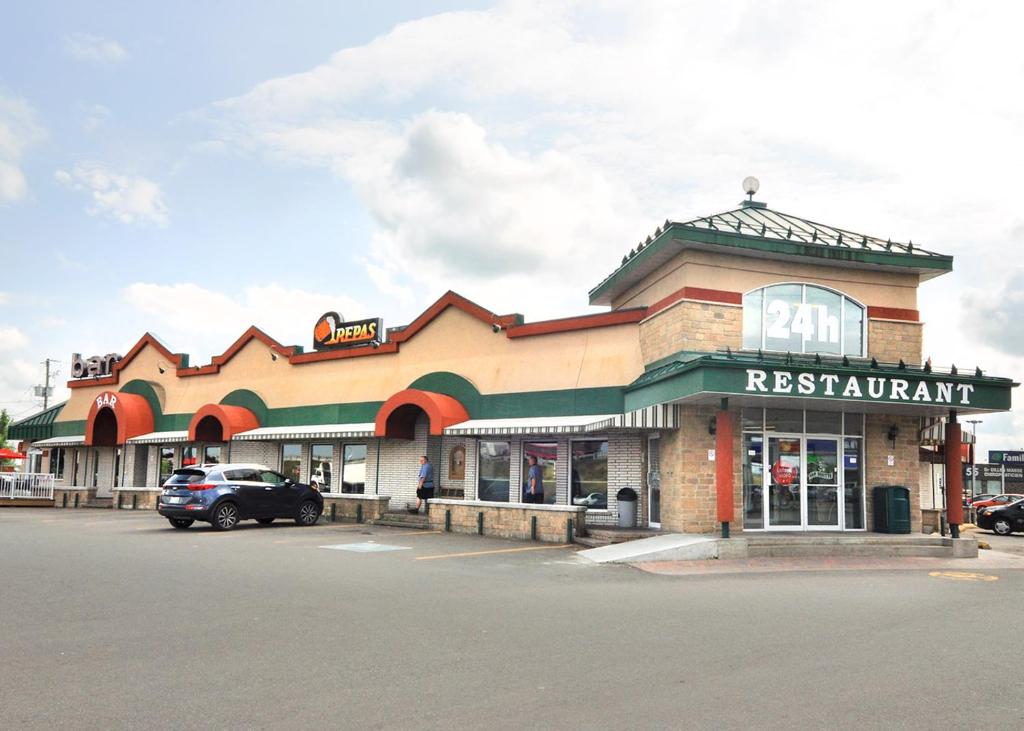 Fotografie z fotogalerie ubytování Complexe Hotelier Le 55 v destinaci Bécancour