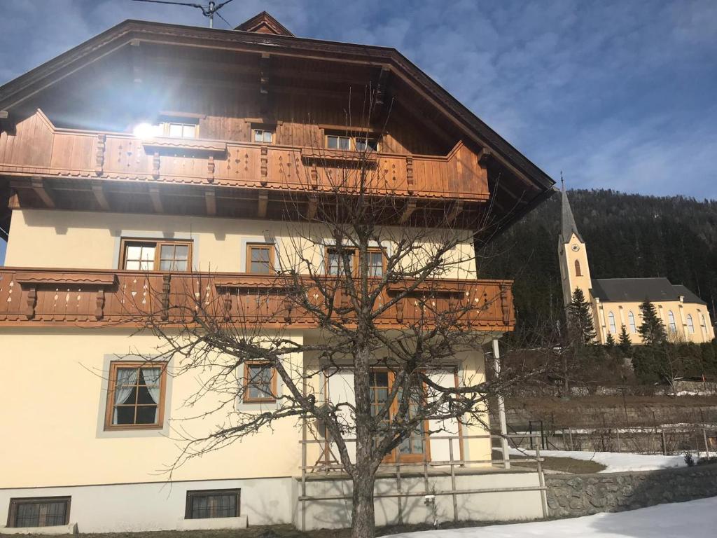 Budova, kde se apartmán nachází