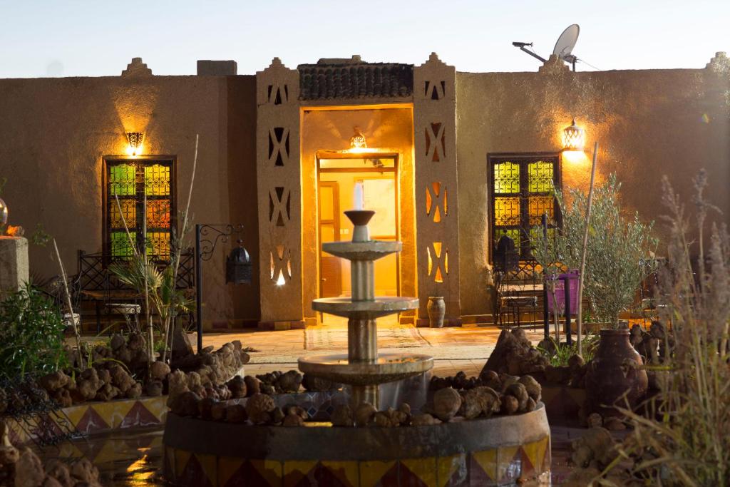 Auberge Sahara Garden, Lac Yasmins (updated prices 2025)