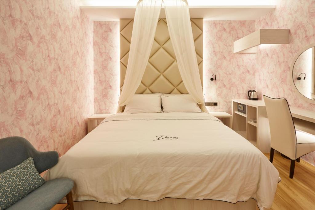 DREAM LUXURY HOTEL - King Kamer Met Spabad