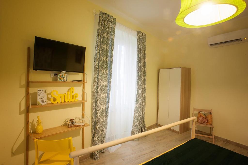 6th Land - Rent Rooms Affittacamere - Large Double Room