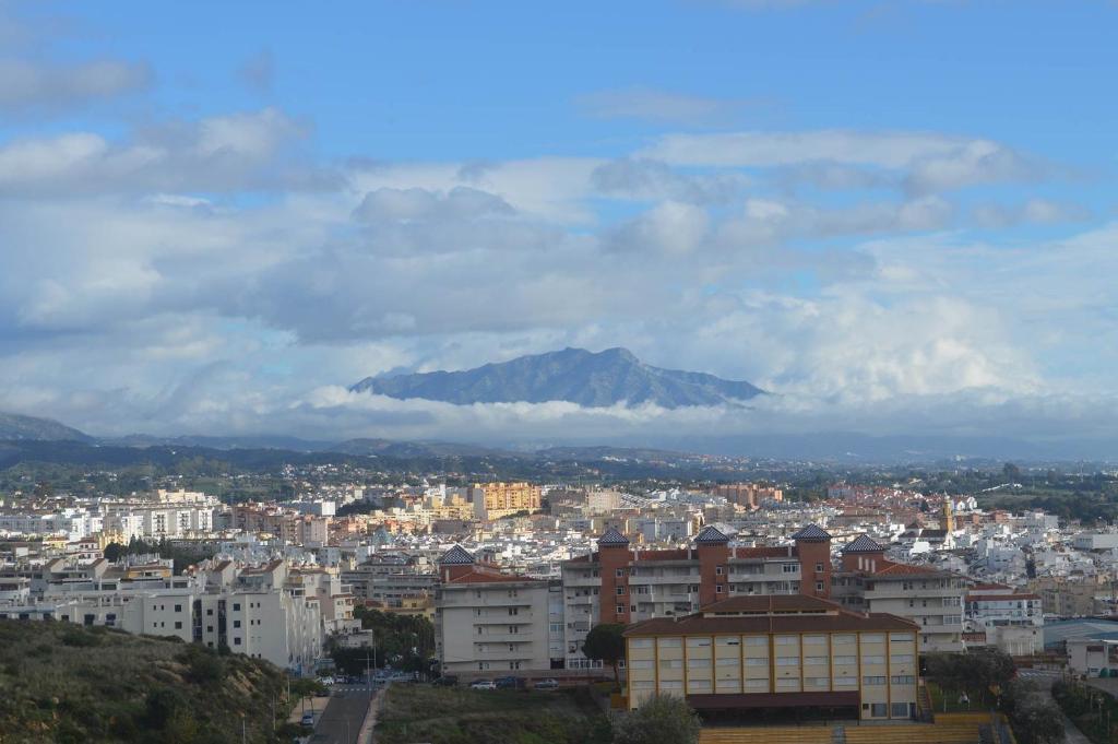 A general mountain view or a mountain view taken from Az apartmant