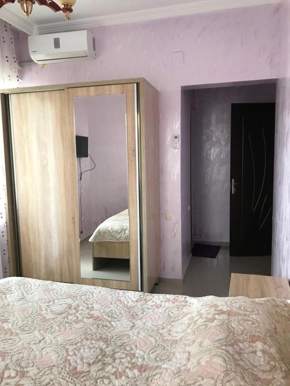 Postel nebo postele na pokoji v ubytování Guest house BAGRATIONI