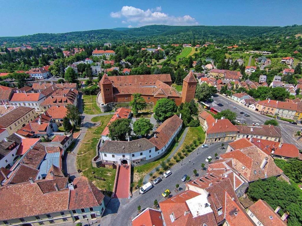 Letecký snímek ubytování Hotel Irottkö