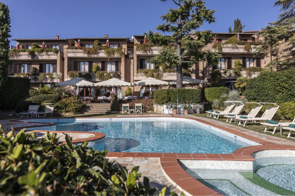 Bazén v ubytování Relais Santa Chiara Hotel - Tuscany Charme nebo v jeho okolí