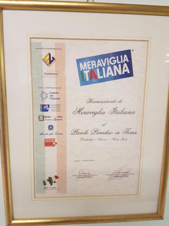 Certyfikat, podpis lub inny dokument wystawiony w obiekcie La Perla