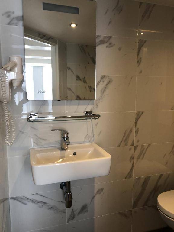 Facade Hotel Amsterdam - Resim 42