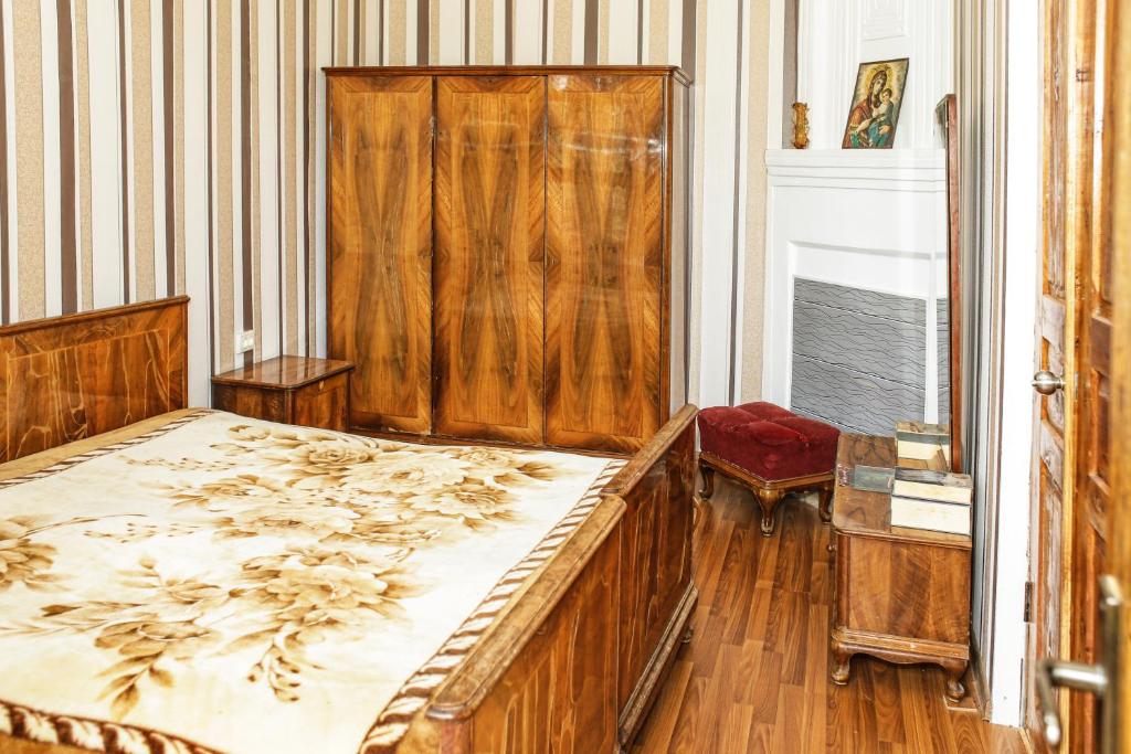 Postel nebo postele na pokoji v ubytování Daraselia Family guesthouse