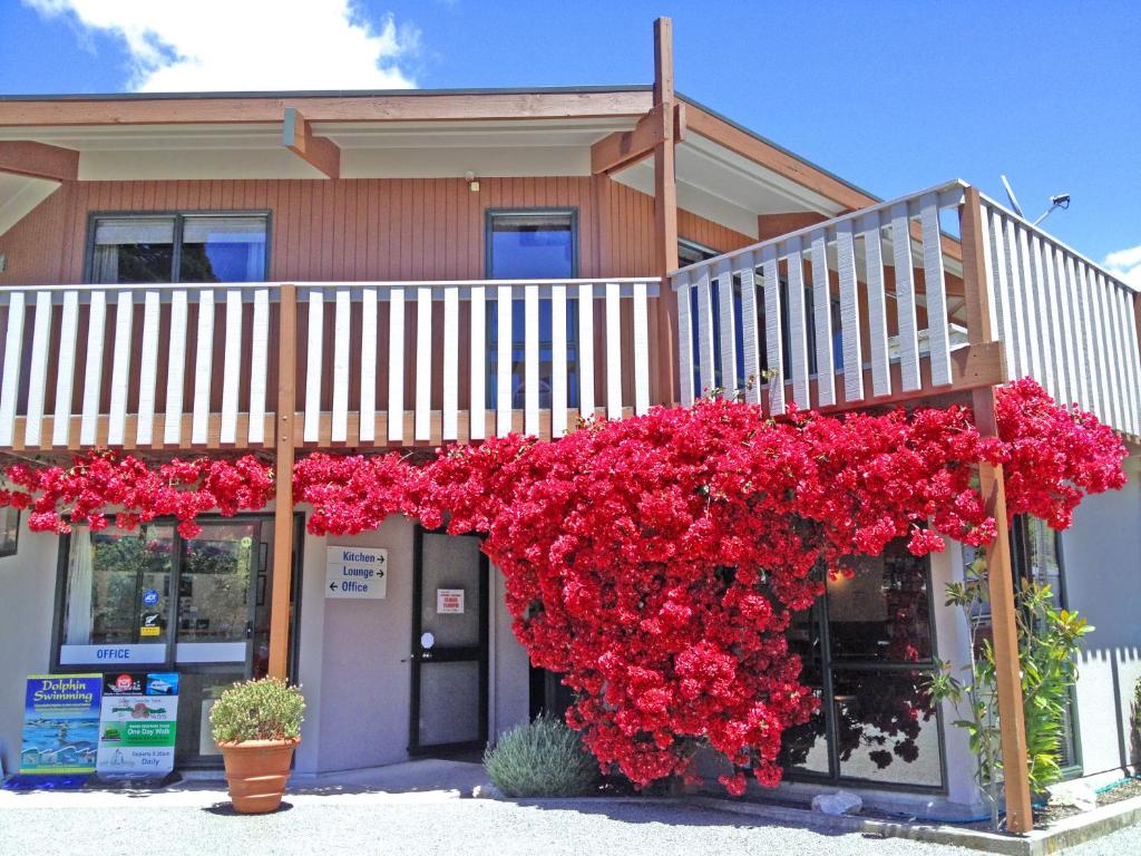 Picton Campervan Park - Resim 1