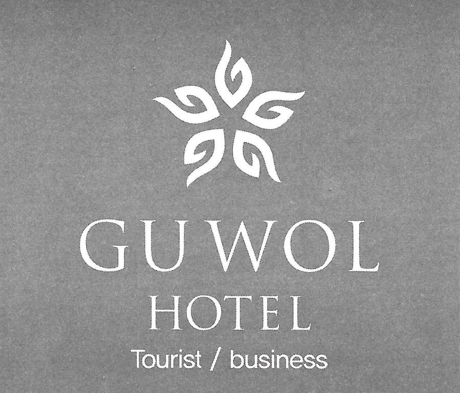 Certifikát, hodnocení, plakát nebo jiný dokument vystavený v ubytování Guwol Hotel