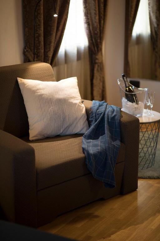 Posedenie v ubytovaní Hotel C25