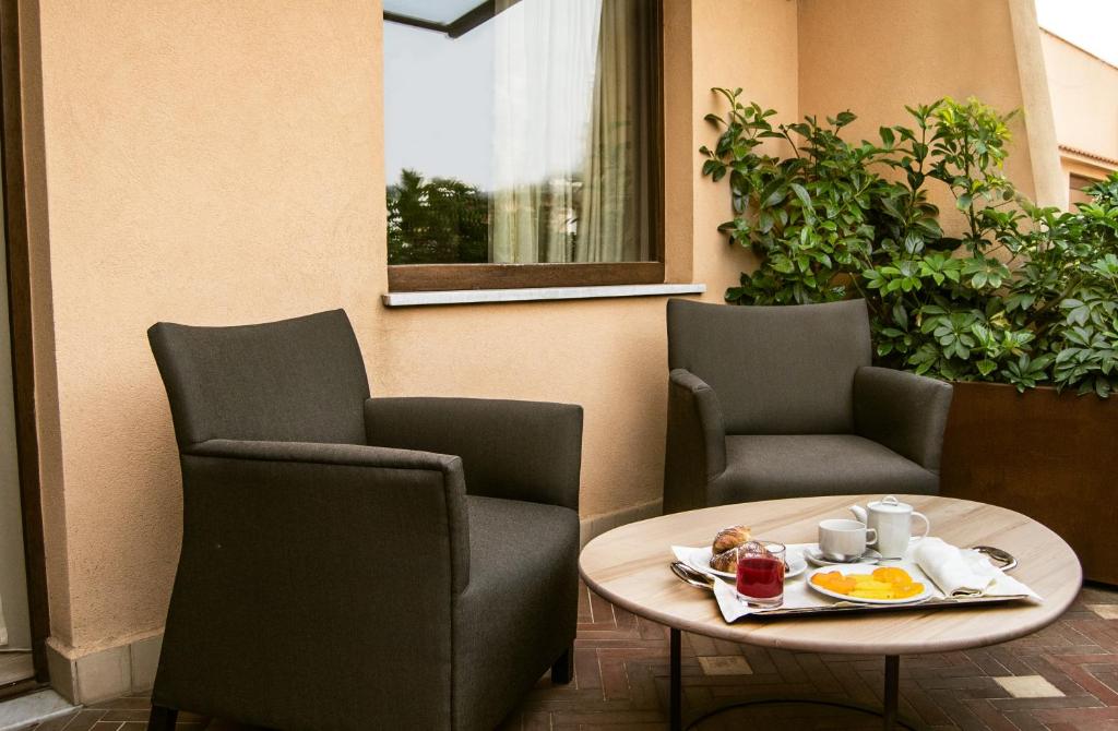 Hotel Federico II Central Palace - Resim 17