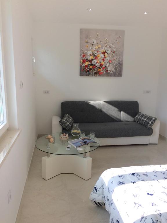 Posedenie v ubytovaní Apartment Marina Komiza