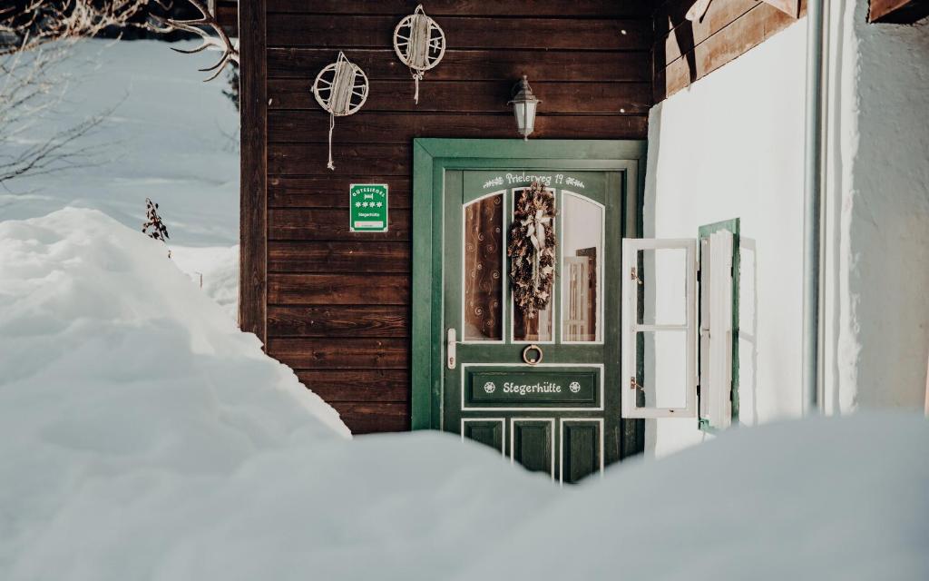Stegerhütte during the winter
